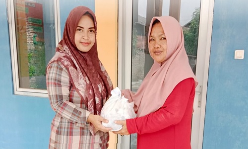 berbagi-daging-hewan-kurban