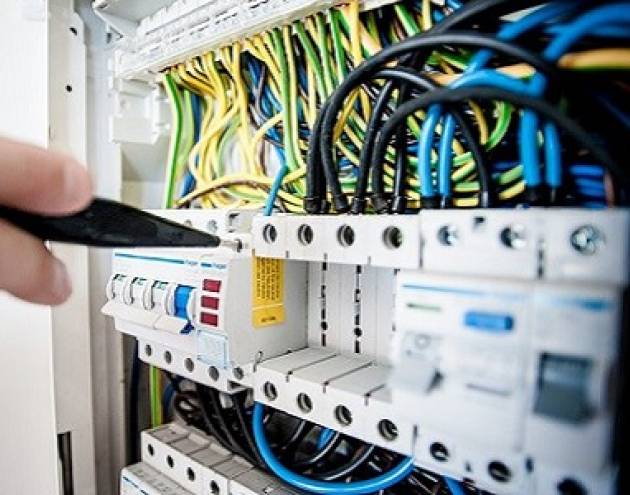 Komoditas Produk Sparepart Electrical